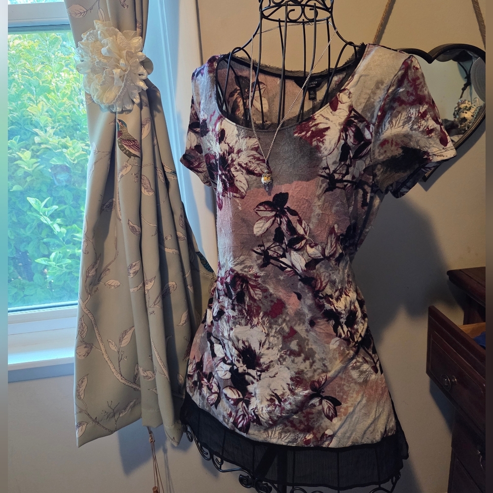 Chic Floral Women's Blouse